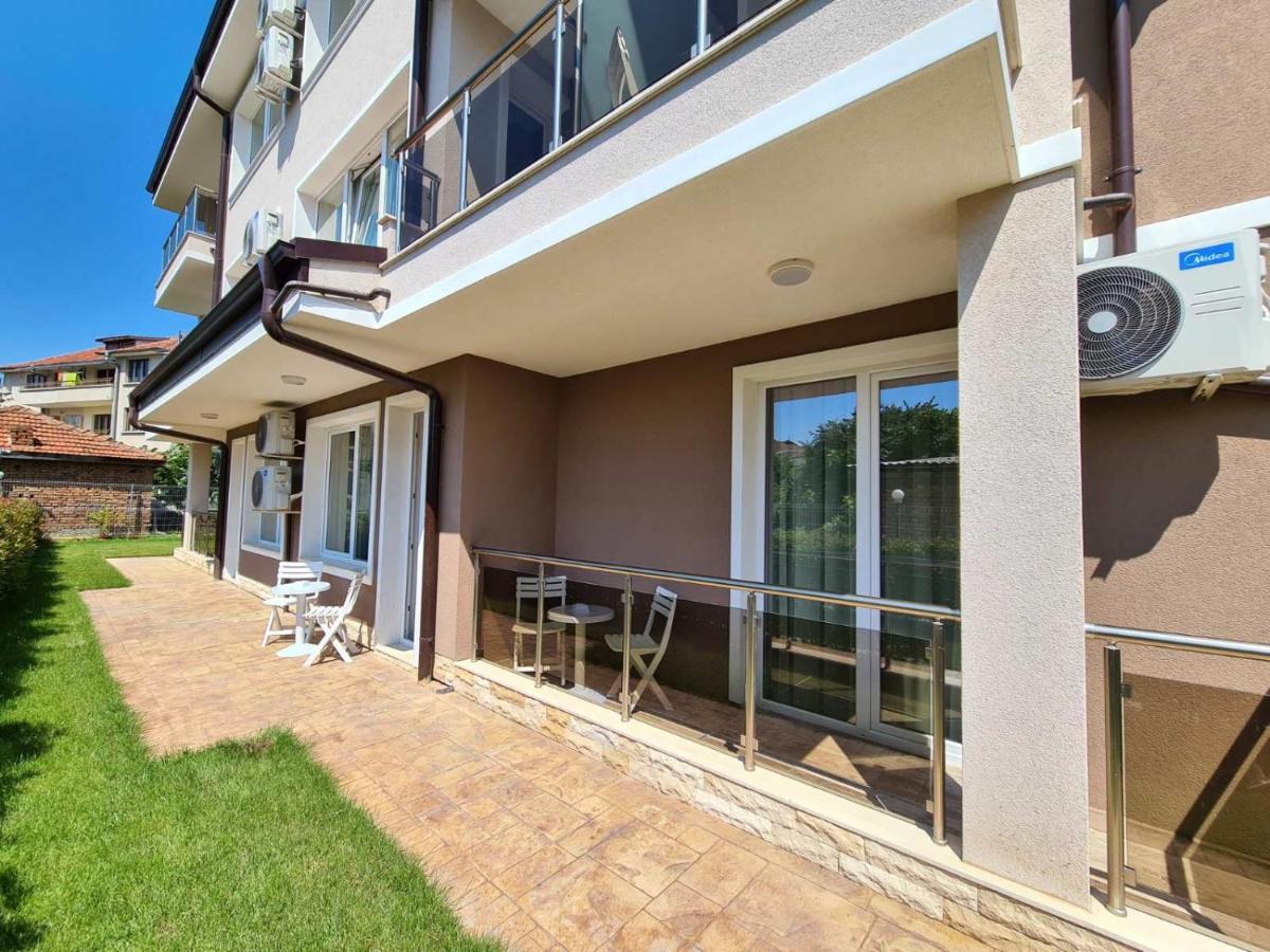 Villa Yanevi Ravda ภายนอก รูปภาพ